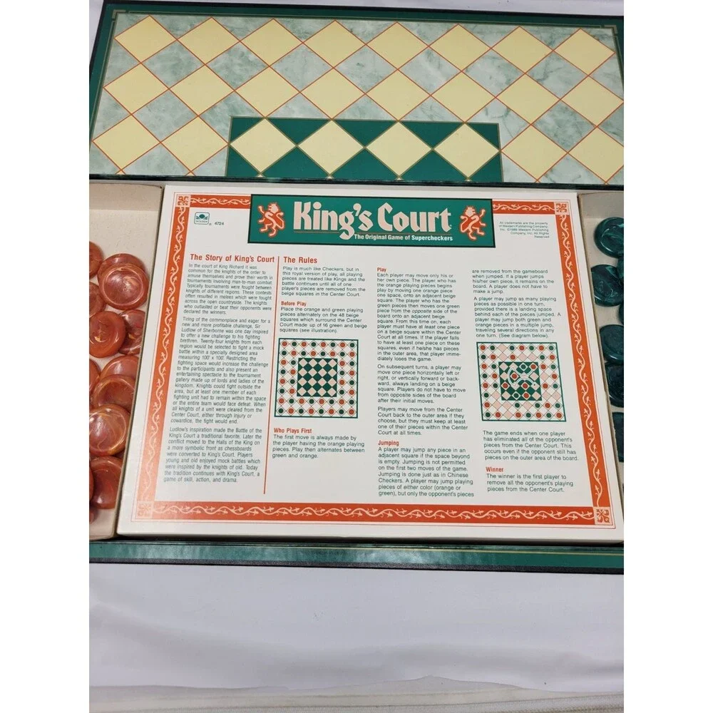 King's Court The Original Game of Super Checkers Golden Board Game 1989 Complete